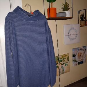 Long sleeved light D&Co. Sweatshirt